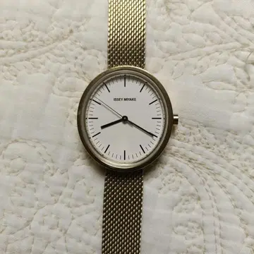 ISSEY MIYAKE ELLIPSE Mini 후카사와 나오토 골드