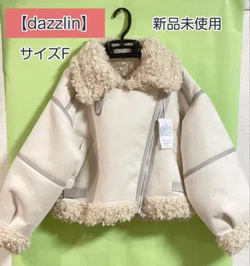 [ 미사용 새상품 ] dazzlin 빅 칼라 무스탕 블루종 아우터, 코트