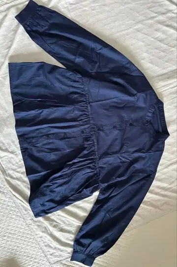 코튼 프론트 오픈 개더 블라우스 블루윌로우 밴드 카라 내추럴 계열