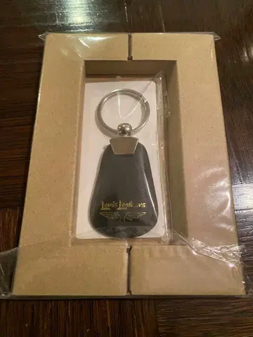 Lewis Leathers 키링 미사용