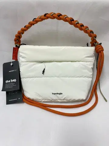 topologie 토폴로지 Besace 베사스 화이트