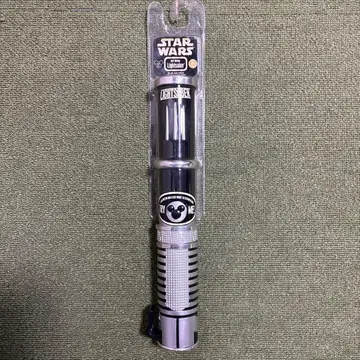 Star Wars 라이트세이버 미키 디자인
