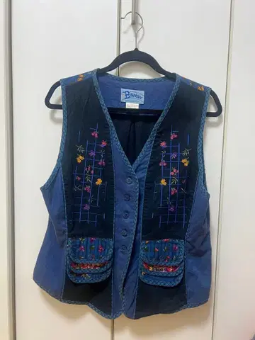 꽃 자수 베스트 네이비 구제 의류