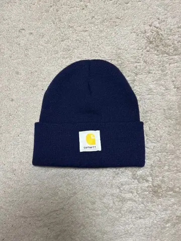 Carhartt 네이비 니트 모자