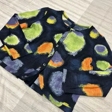 Rossa vivo 도트 무늬 긴팔 가디건