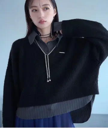 HARE 셔츠 도킹 V넥 니트 블랙