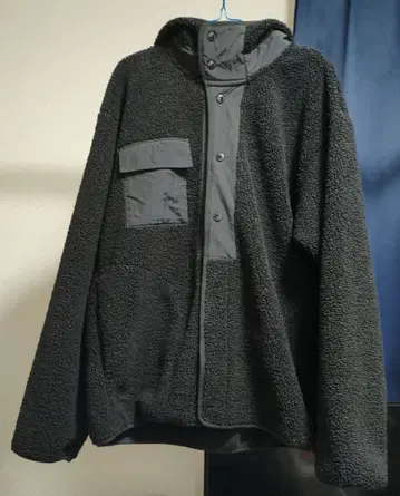 [ GU 엔지니어드 가먼츠 ] 보아 플리스 스냅 후드티 블랙 L