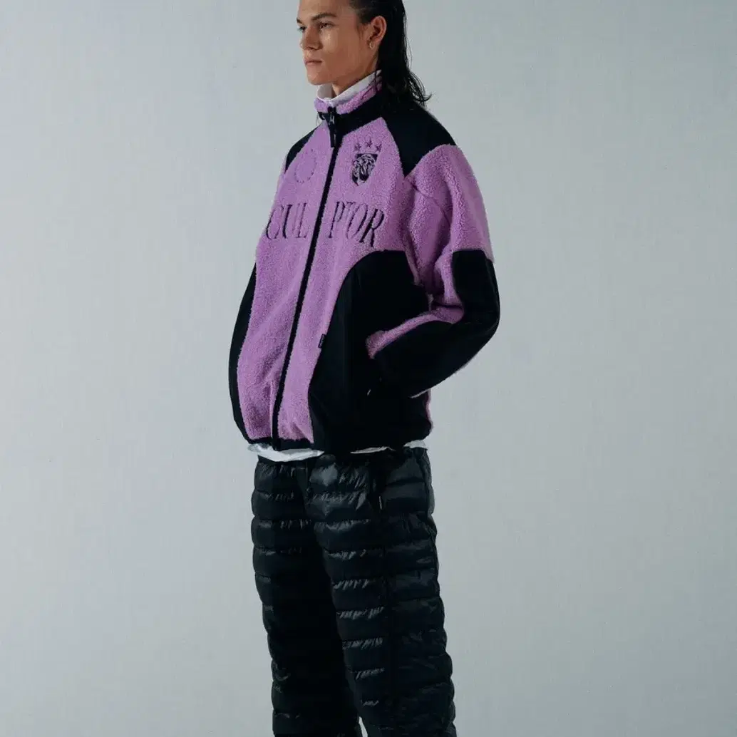 Sculptor Faux Mongolian Shearling Jacket (M) on Bunjang Global Site.
