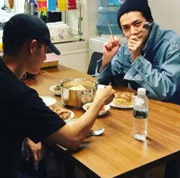 [ exo 세훈 착용 ] IZRO 블루 데님 자켓