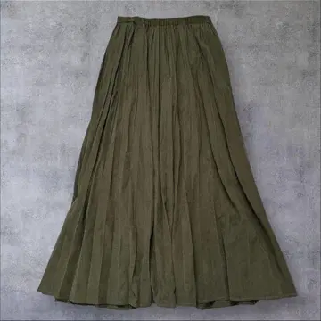 새상품급 어반 리서치 스웨이드 터치 플리츠 스커트