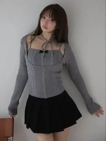 andmary Sharon ribbon tops gray