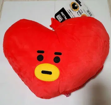 BT21 후드 부착 넥 필로우 TATA