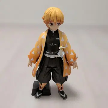 아가츠마 젠이츠 피규어