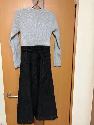 [택 포함 새상품] 페더 스커트 도킹 원피스 미슈마슈