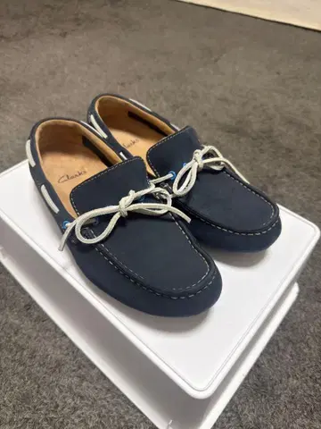 Clarks 네이비 모카신 드라이빙 슈즈 6