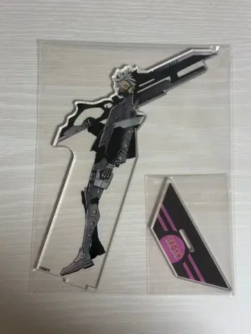 괴수 8호 나루미 겐 메가 피규어 아크릴 스탠드 괴수 8호전