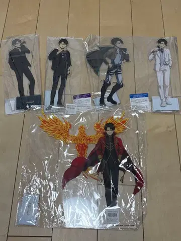 가라오케의 철인 리바이 진격의 거인 BIG 아크릴 스탠드