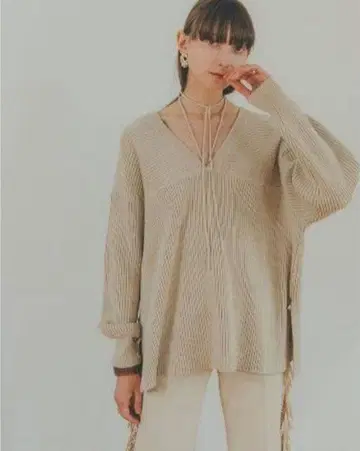 CLANE 믹스 컬러 스트링 와이드 니트 탑