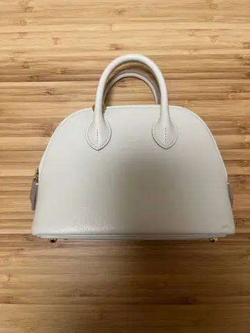 Twenty Vivo 숄더백