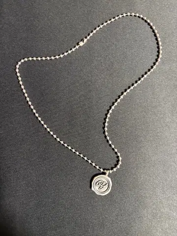 실버 코인형 펜던트 목걸이