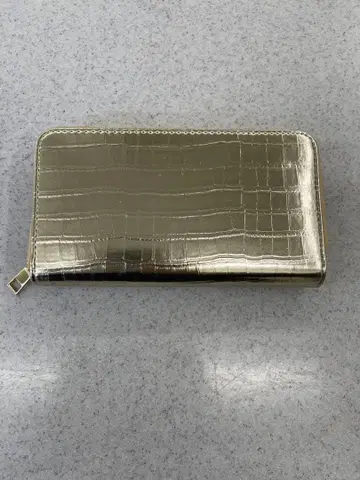 미사용 새상품 골드 크로커다일 패턴 장지갑