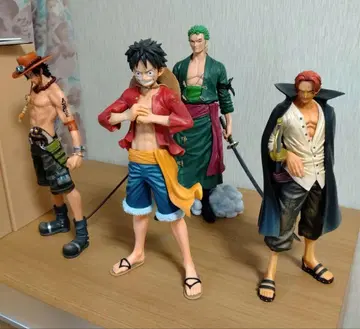 원피스 피규어 세트 루피 조로 에이스 샹크스