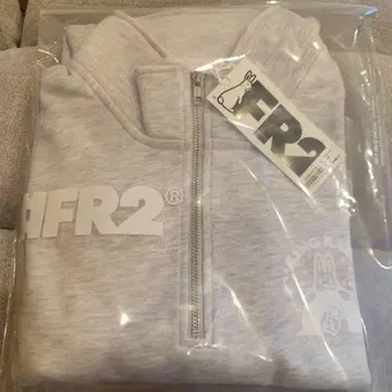 FR2 양제 Freezing Rabbit Half Zip Sweat
