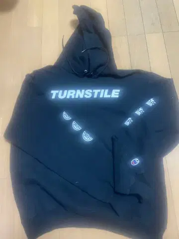Champion TURNSTILE 후드티 M