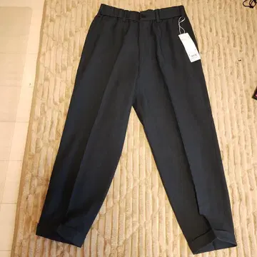 유니클로 U UNIQLO 와이드 핏 테이퍼드 팬츠 네이비 미사용 새상품