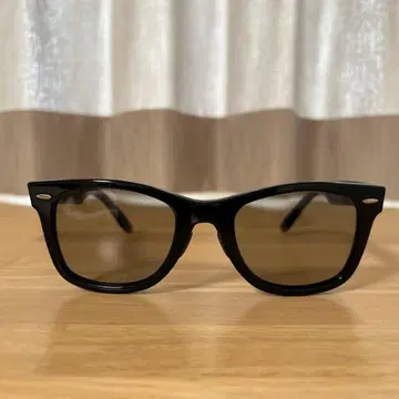 Ray-Ban 레이밴 타렉스 렌즈