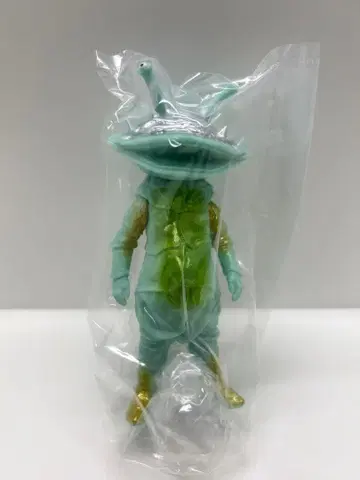 KAIJU COLORS 카이쥬 컬러즈 카네곤 소프트 비닐 울트라맨