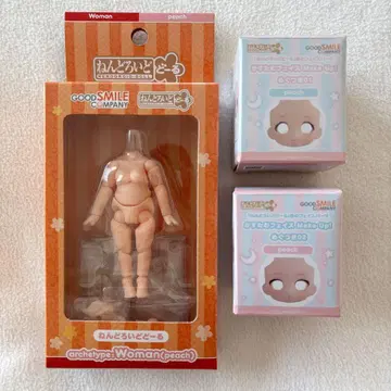 넨도로이드돌 peach 세트
