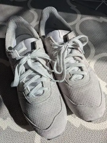 오니츠카타이거 TIGER ALLY GREY 29.0 박스 있음