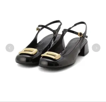 스퀘어 버클 스트랩 펌프스