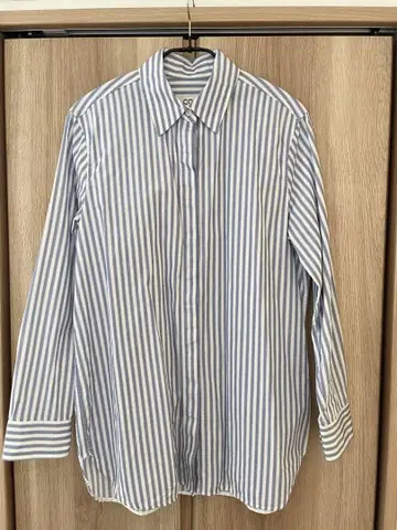 COS 스트라이프 긴팔 셔츠