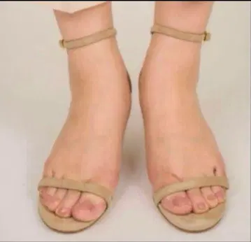 미사용 FABIO RUSCONI 앵클 스트랩 샌들 38 사이즈