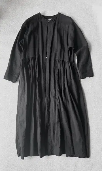 ART&SCIENCE 사이드 개더 코트 드레스 블랙