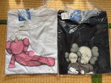 KAWS 카우스 유니클로 T셔츠 2장 세트 L 사이즈
