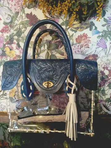 CarvingTribes 카빙 트라이브스 그레이스 콘티넨탈 천연 가죽 백