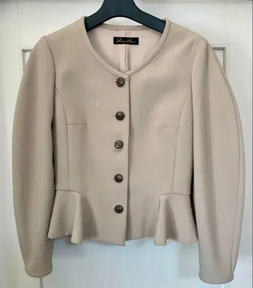 새상품급 YUKIKO HANAI 유키코 하나이 자켓 노카라