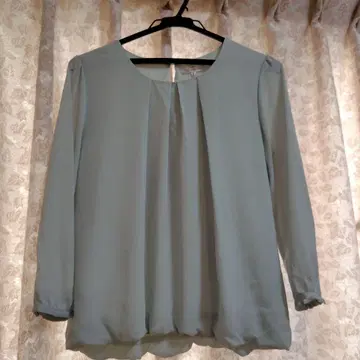 Precious 민트 그린 긴팔 블라우스 사이즈 11