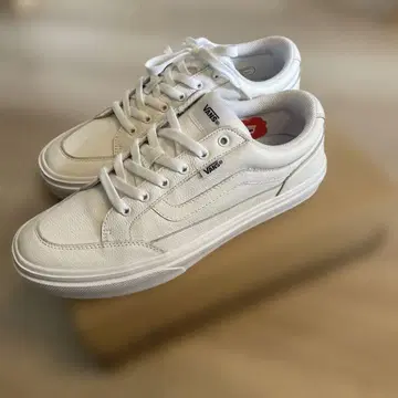 Vans Falken 스니커즈 화이트 가죽 28cm 미사용 새상품
