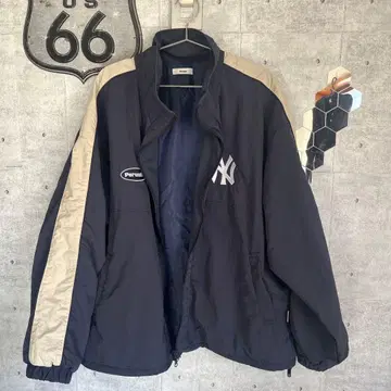 Perushu 나일론 자켓 네이비/베이지