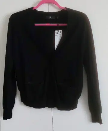 택 포함 새상품 품절 모델 UNIQLO +J 메리노 블렌드 V넥 가디건