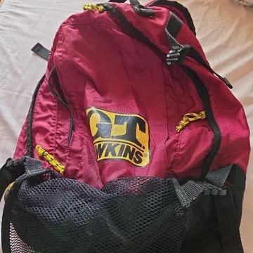 GT Hawkins 빨간색 백팩 메쉬 포켓 부착