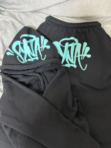 syna world 셋업 정품