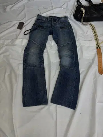 00s 부츠컷 I라인 archive y2k 헤이세이 시크 스타일