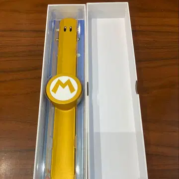 미사용 USJ 슈퍼 닌텐도 월드 파워업 밴드 골드 한정품