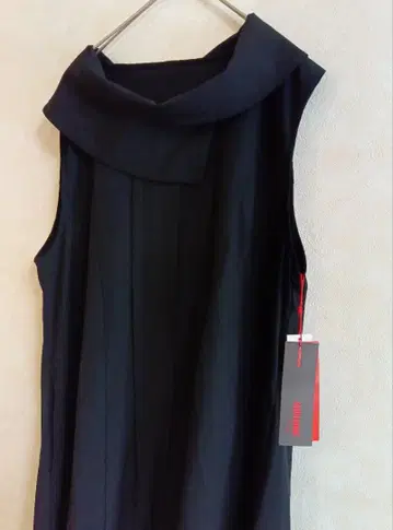 [택 포함 새상품] koibito misaki 슬리브리스 원피스 블랙