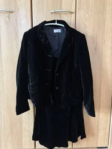 plidoul tokyo style 블랙 벨벳 스커트 셋업